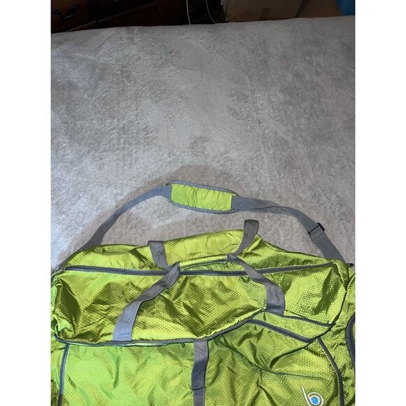 BAGO Sports & Travel Duffle Bag - Foldable Weekender Bag For Traveling - Picture 11 of 14